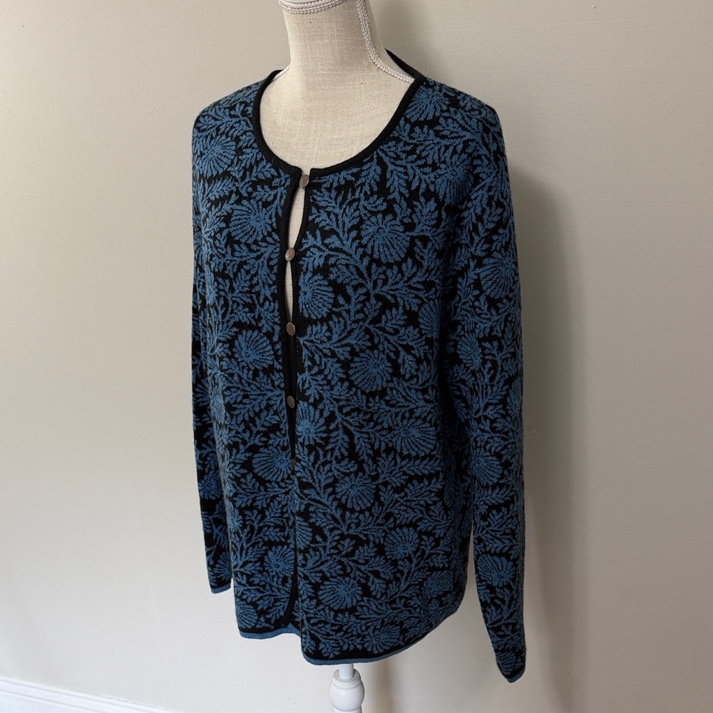 NorthStyle Black & Blue Floral Knit Cardigan Sweater - Picture 2 of 7